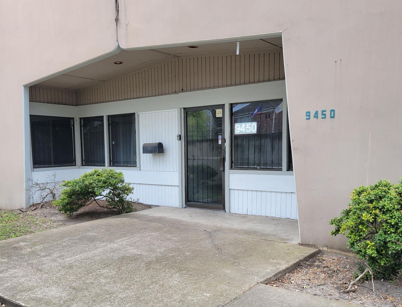 Office-industrial building entrance — 9450 Clarewood Dr, Chinatown/Sharptown